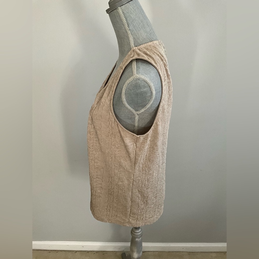 Chicos Gold Tank Top Size 2 / Large - Picture 5 of 6